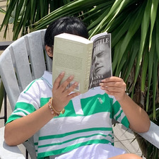 OraceRomanticizeBooks