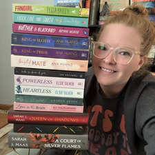 Tyla (what.tyla.reads)