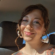 Jess • justpeachyreads