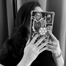 Deinfluenced  Reader