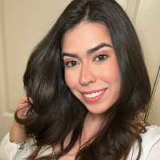 Estefany Duran