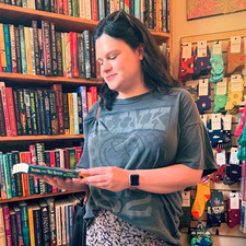 Emily (crushes.onmy.bookshelf)