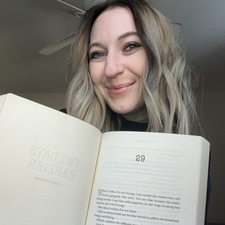 Sabrina (witchy.library)