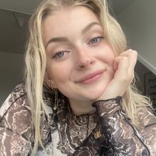 Sofie Nørgaard (getbookedwithsofie)