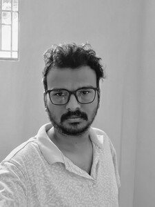 Vela reads The War and Peace