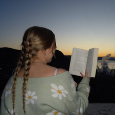 vayda ♡ vaydasbookshelf