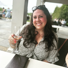 Nicole Caiola