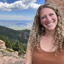Lindsay Hanenburg