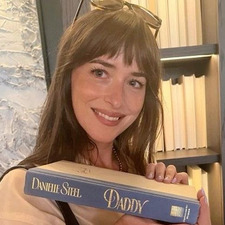 ₊˚⊹ ava ₊˚⊹