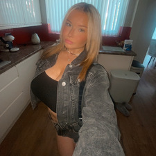 jemma ₊˚ʚ 🌱 ₊˚✧ ﾟ.