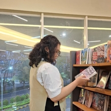 Yₐₛₘₑₑₙ'ₛ ᵣₑₐd...