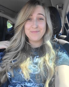 Marisa (marisalynnreads)