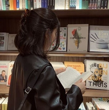 ⋆˚࿔ mari &#x1d717;&#x1d71a;˚⋆