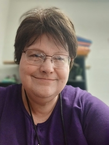 Laura  Lane