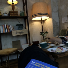 ❦ pauline‘s bookshelf ❦