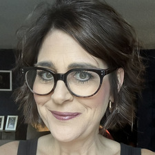 Andrea Barr