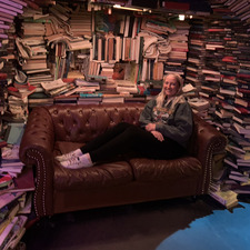 Mads (readingwithmadss)