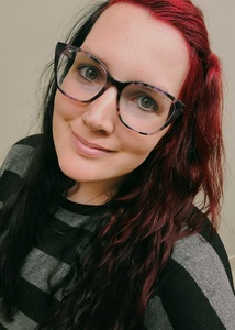 Holly Arnold Peavy