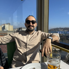 Emre C