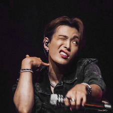 olive  ⭒˚.⋆ ⚔ .ᐟ