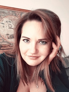 Christine Hackenbuchner