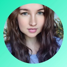 Nadia˚ ༘♡⋆｡˚