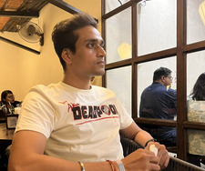 Naveen Sandal