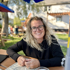 Lesley Anne MacLaughlin