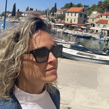 Reader Laura Redonda