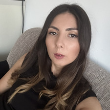 Натали Цанова