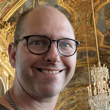 Greg Holmes