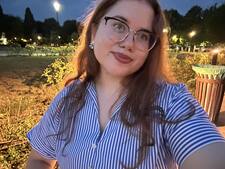 Надя Петрова 