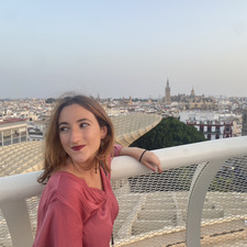 María