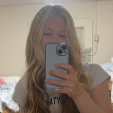 Izzie Schmidt
