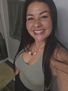 Stephanie Roberts