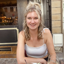 Renee Hendriks