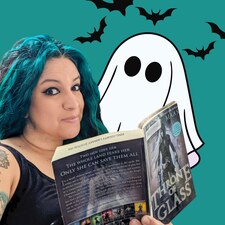 Erika Breezy (Sustainably.Spooky)