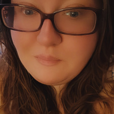 JJ’s Books And Cuddles