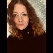 Eva Szabolcsi