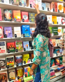 Shruthi Reads