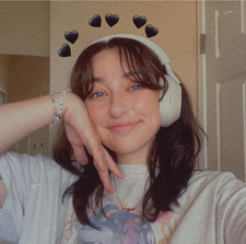 Cait (plotgirllsummer)