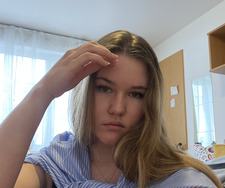 Leonie 