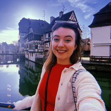 Alex Ní Chorragáin