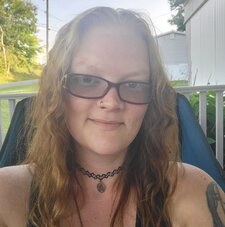 Brandie (RoxxyReads)