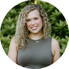 Hillary Davault