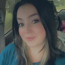 Ali Moore &#x1f98b;✨