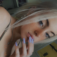 Demi