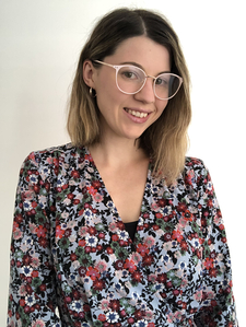 Hayley (Backpacking Bookworm)