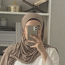 Meena *:･ﾟ✧*:･ﾟ