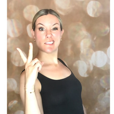 Sarah | sarahs_bookish_thoughts